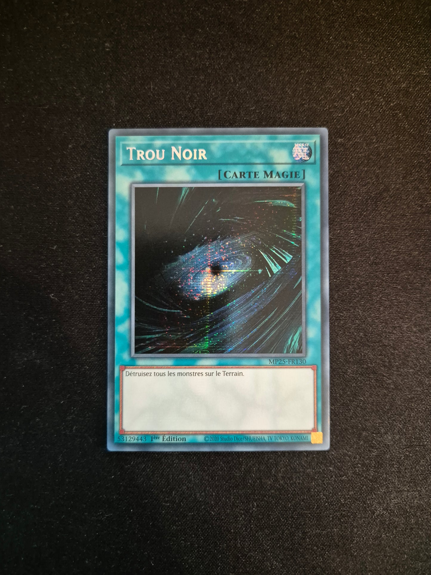Carte Yu-Gi-Oh! Trou Noir MP25-FR130 Prismatique Secret Rare