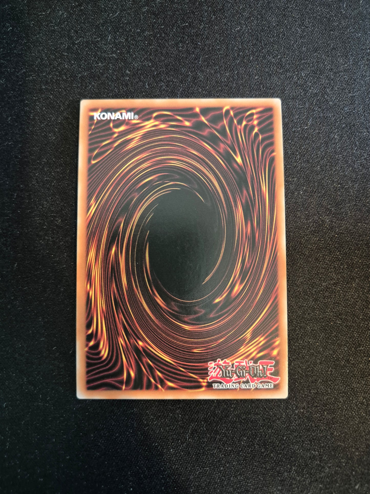 Carte Yu-Gi-Oh! Lyna La Charmeuse de Lumière Chatoyante Secret Rare RA04-FR081