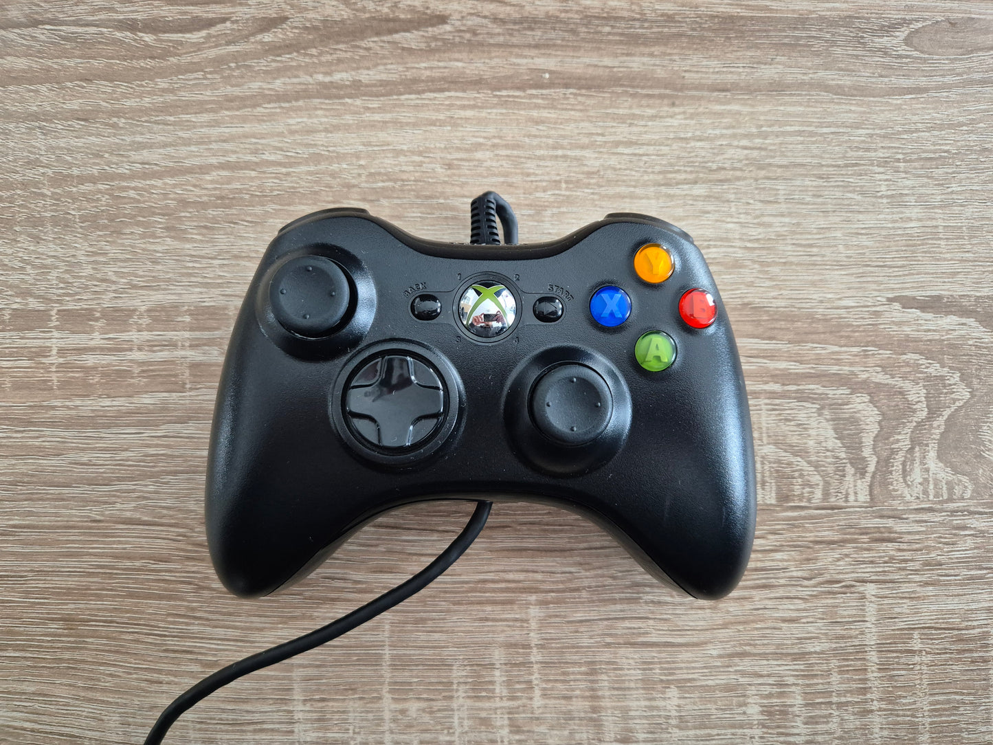 Console Xbox 360 S 250 Go + Manette Xbox 360 Officielle
