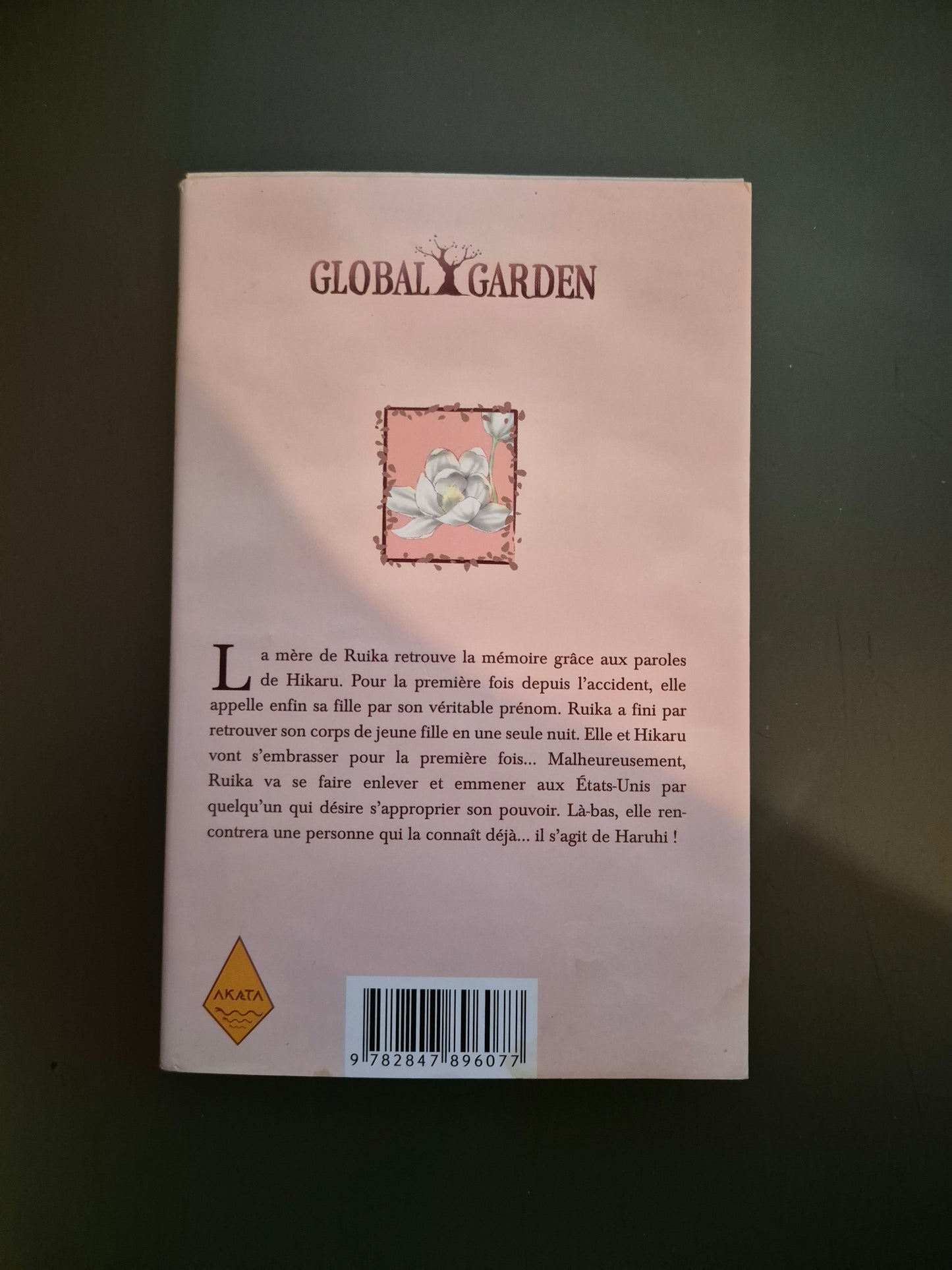 Manga Global Garden Tome 4 FR