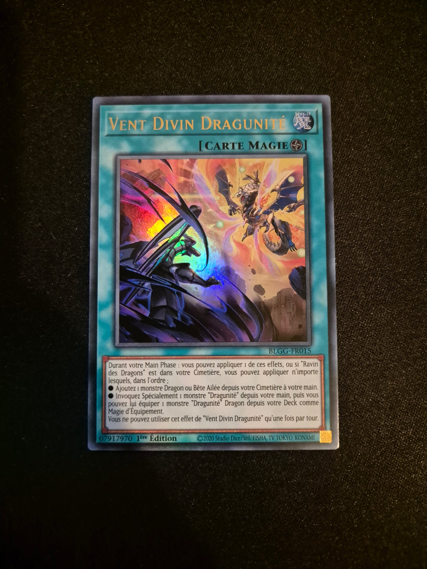 Carte Yu-Gi-Oh! Vent Divin Dragunité Ultra Rare BLGG-FR015