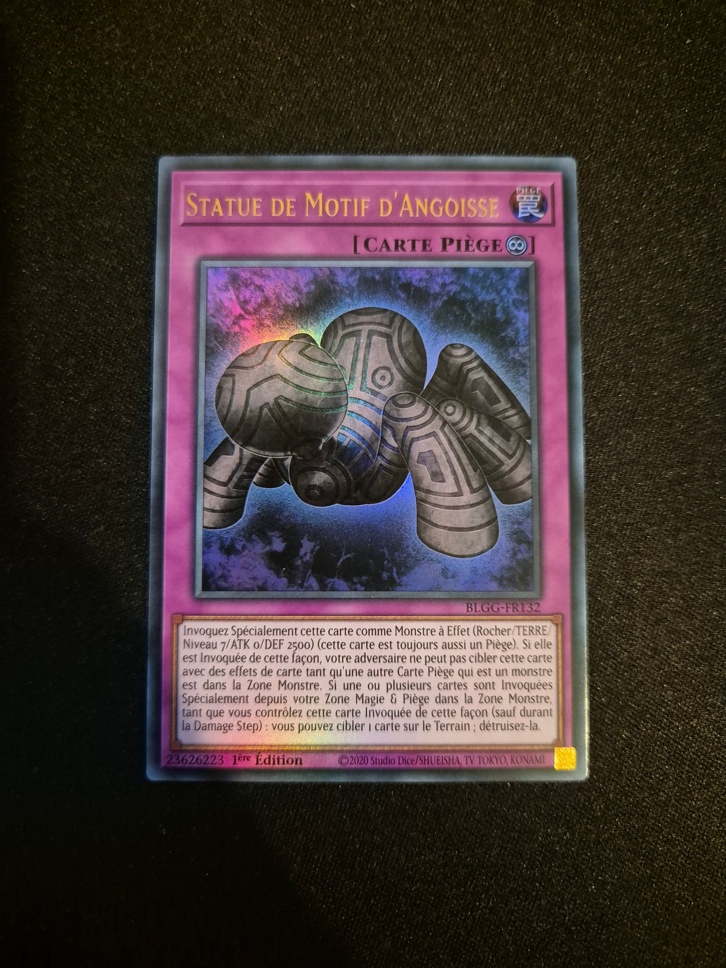 Carte Yu-Gi-Oh! Statue de Motif d'Angoisse Ultra Rare BLGG-FR132