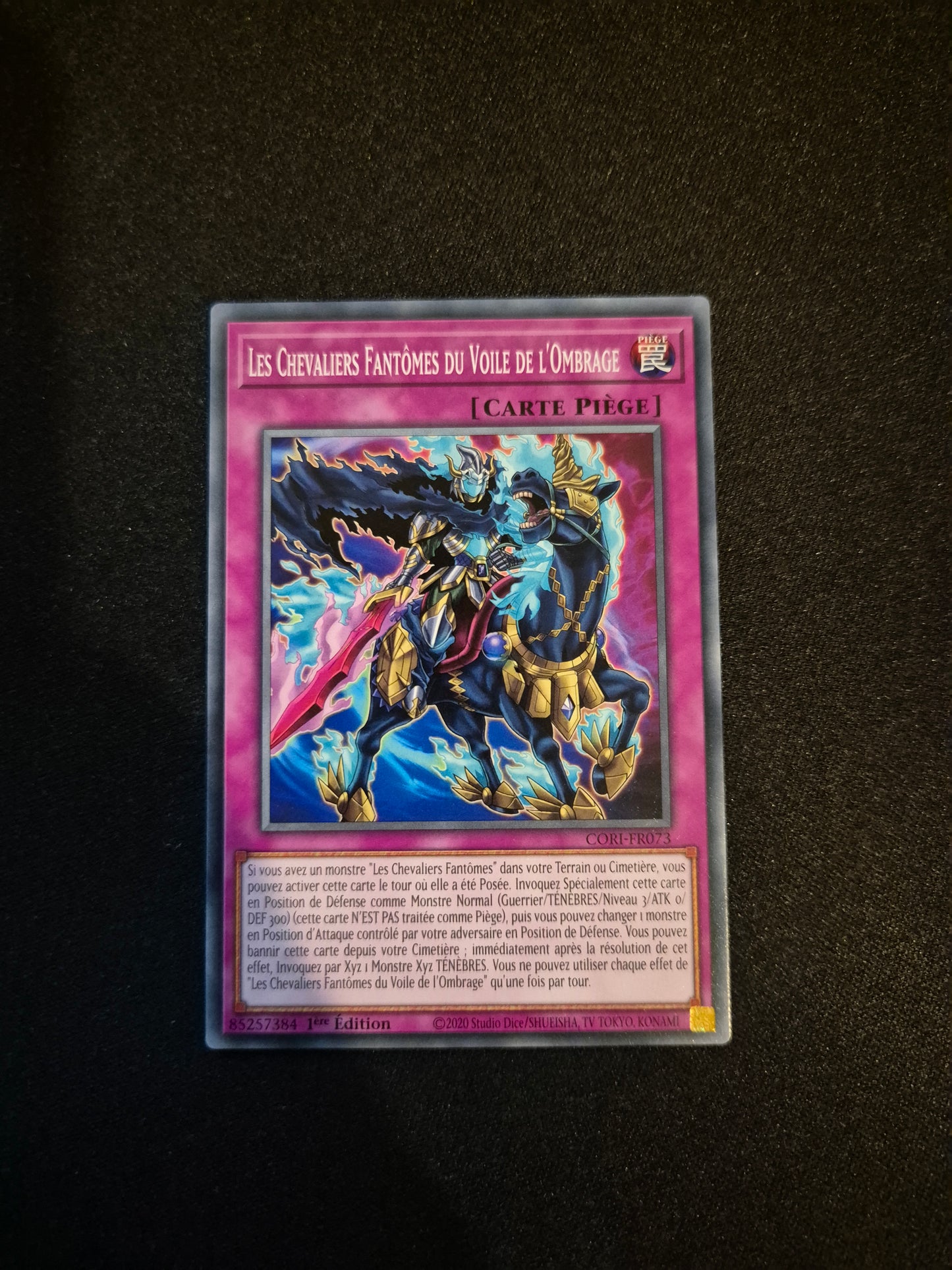 Carte Yu-Gi-Oh! Les Chevaliers Fantômes du Voile de l'Ombrage CORI-FR073