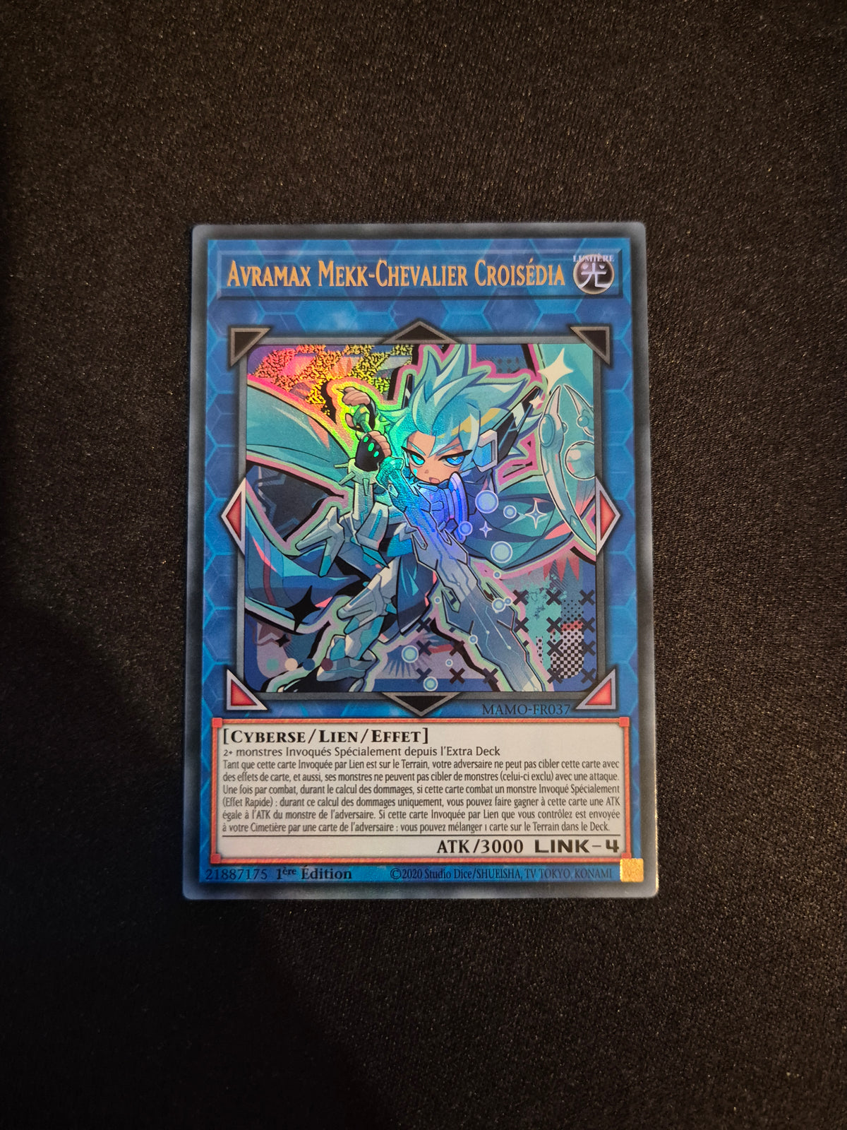 Carte Yu-Gi-Oh! Avramax Mekk-Chevalier Croisédia Ultra Rare MAMO-FR037