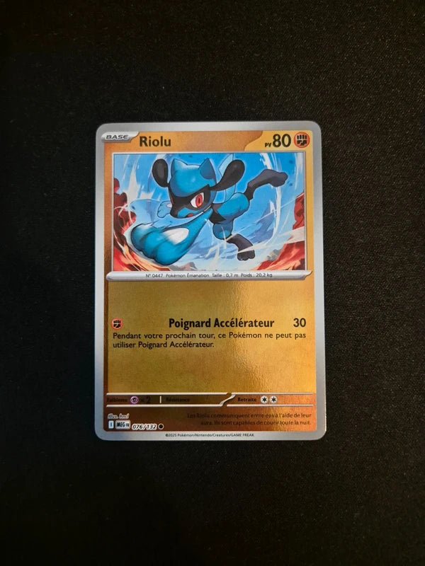 Carte Pokémon Riolu Holo Reverse 076/132 ME01 Méga-Évolution