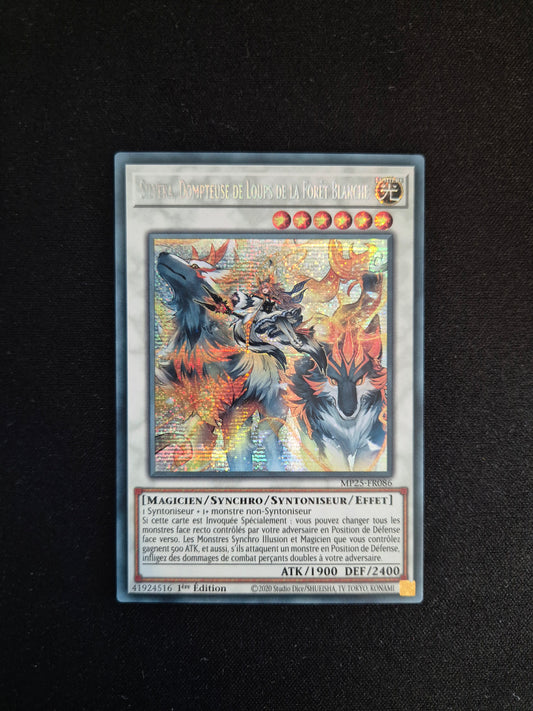 Carte Yu-Gi-Oh! Silvera Dompteuse de Loups de la Fôret Blanche MP25-FR086 Prismatique Secret Rare.