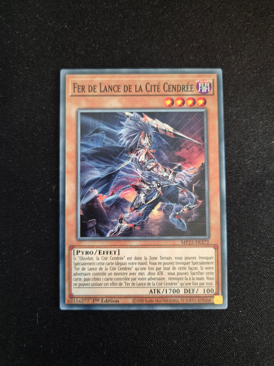 Carte Yu-Gi-Oh! Fer de Lance de la Cité Cendrée MP25-FR372