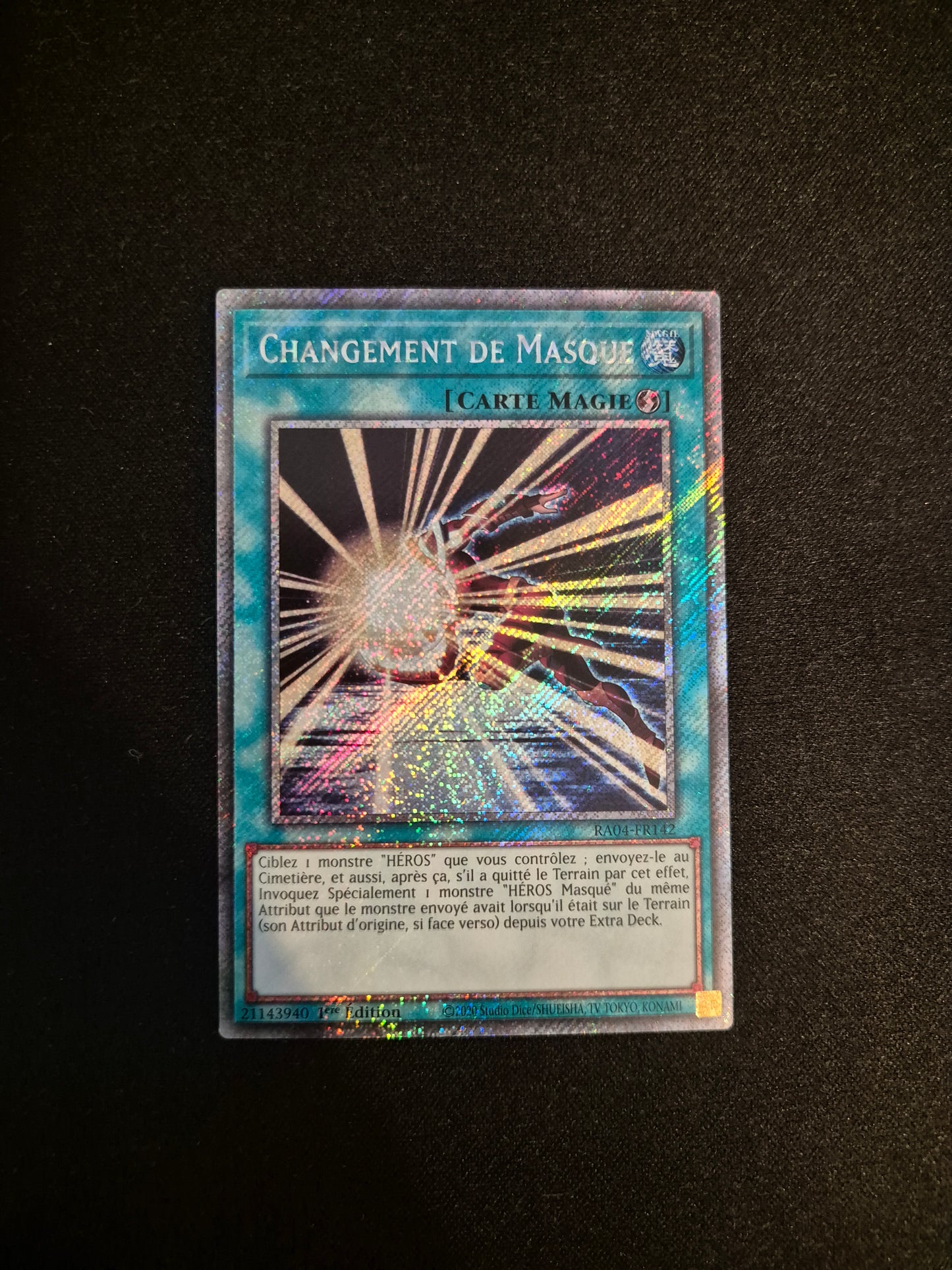 Carte Yu-Gi-Oh! Changement de Masque Platinum Secret Rare RA04-FR142