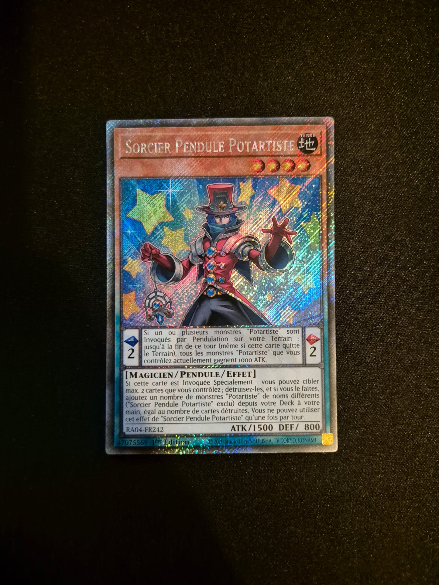 Carte Yu-Gi-Oh! Sorcier Pendule Potartiste Platinum  Secret Rare RA04-FR242