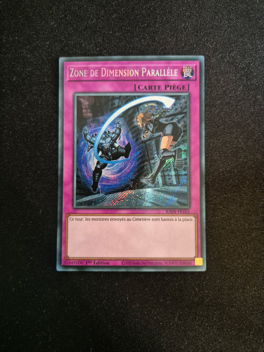 Carte Yu-Gi-Oh! Zone de Dimension Parallèle Secret Rare RA04-FR101