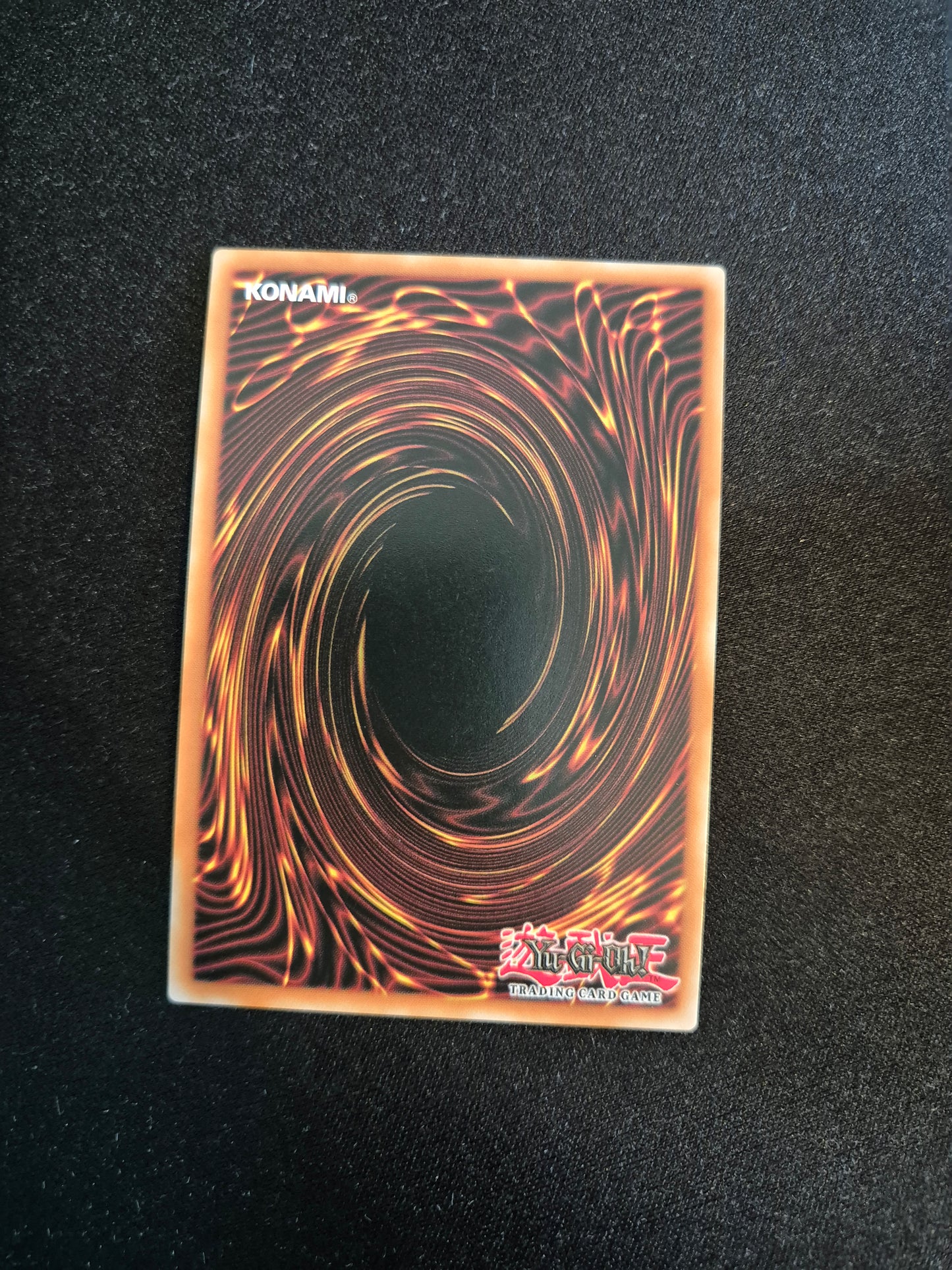 Carte Yu-Gi-Oh! Croiseur de la Croix Héros Xtra Platinum Secret Rare RA04-FR076