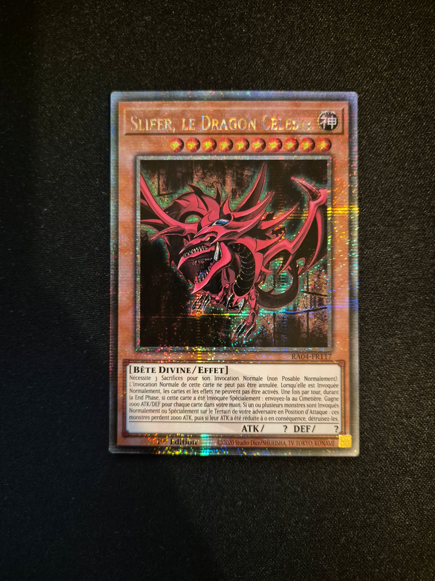 Carte Yu-Gi-Oh! Slifer Le Dragon Celeste Quarter Century Secret Rare RA04-FR117