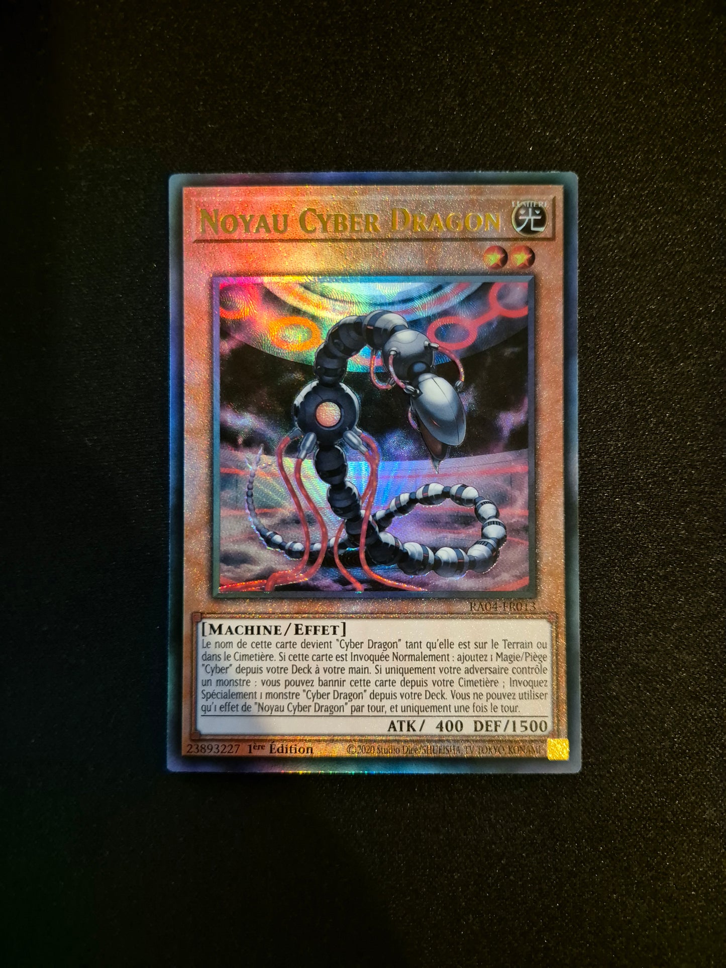 Carte Yu-Gi-Oh! Noyau Cyber Dragon Ultimate Rare RA04-FR013