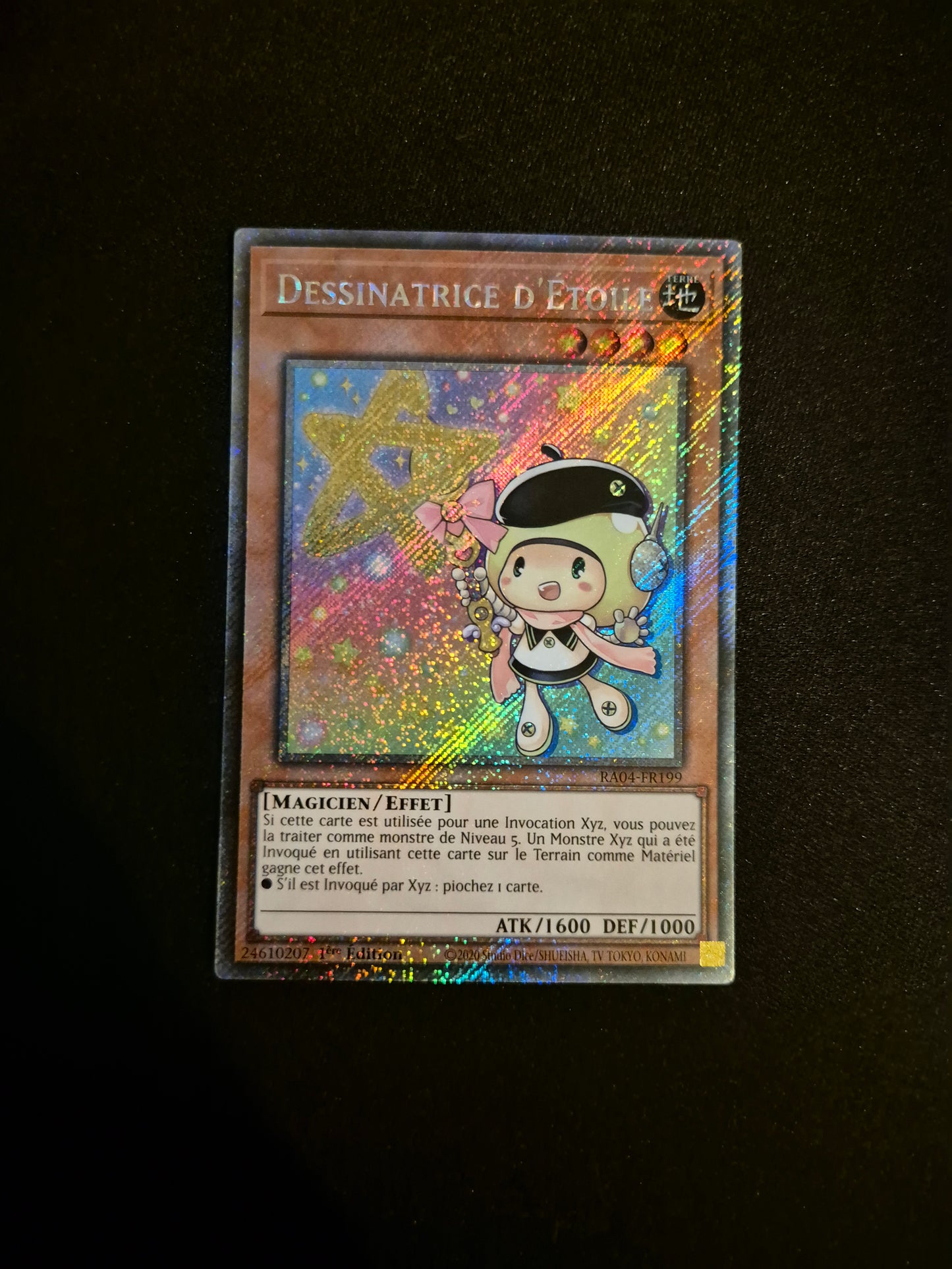 Carte Yu-Gi-Oh! Dessinatrice d'Etoile Platinum Secret Rare RA04-FR199