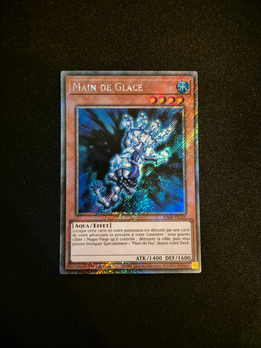Carte Yu-Gi-Oh! Main de glace Platinum Secret Rare RA04-FR225
