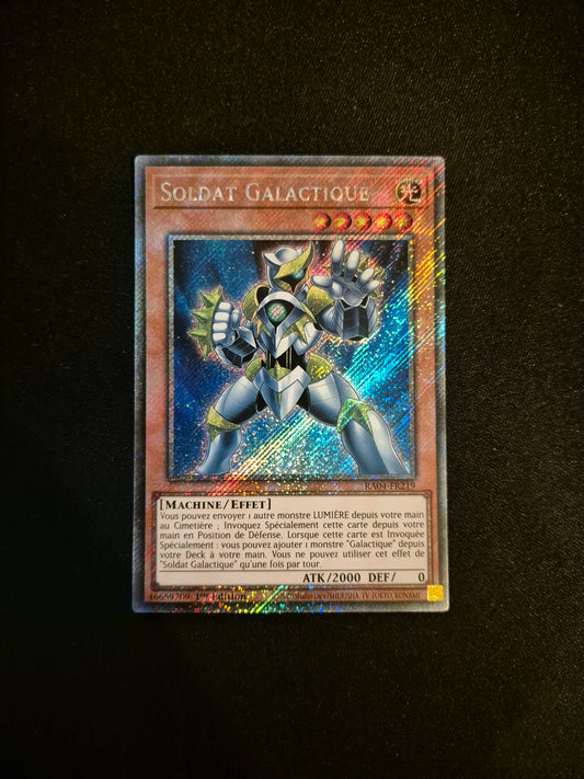 Carte Yu-Gi-Oh! Soldat Galactique Platinum Secret Rare RA04-FR219