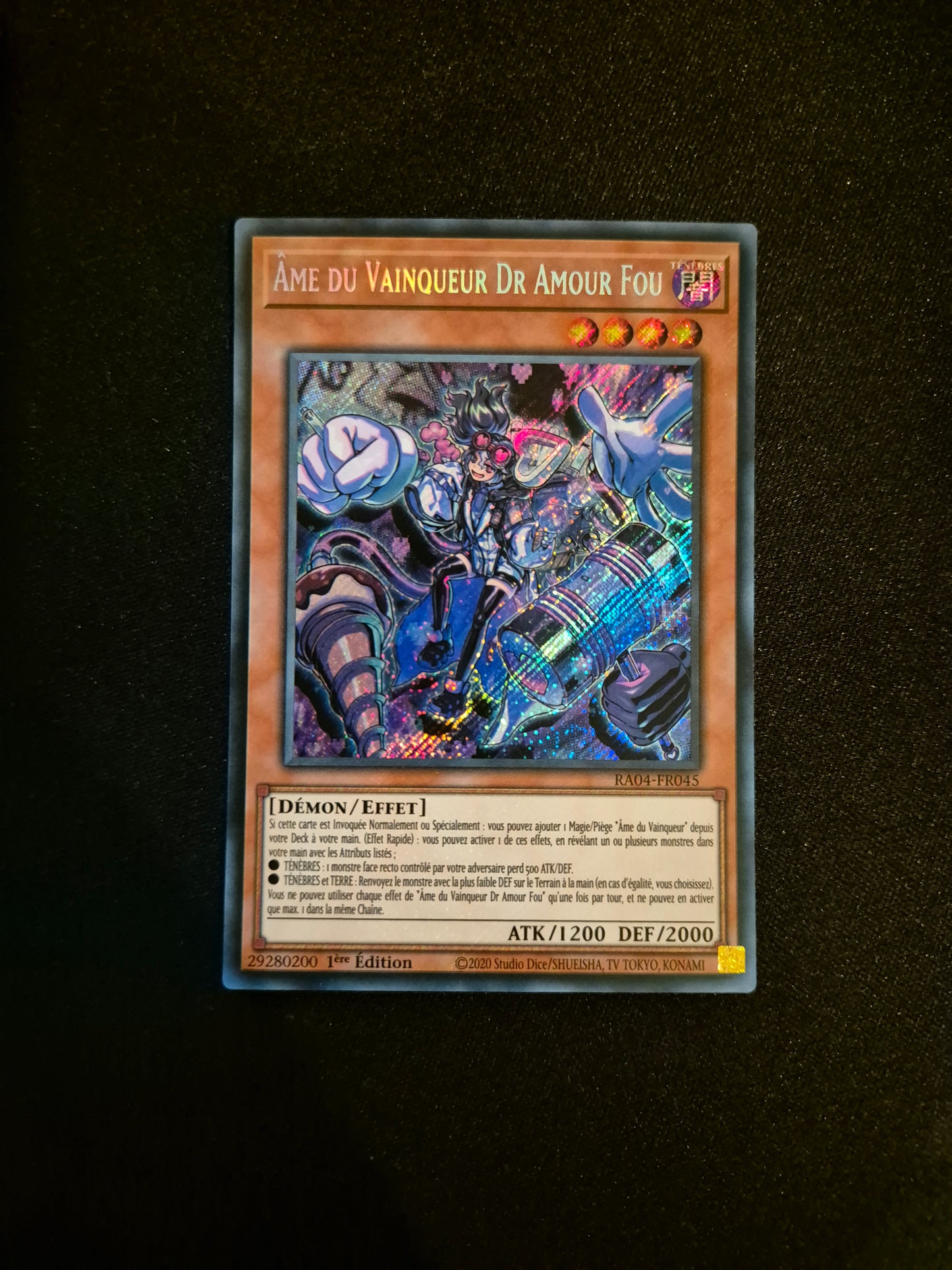 Carte Yu-Gi-Oh! Ame du Vainqueur Dr Amour Fou Secret Rare RA04-FR045