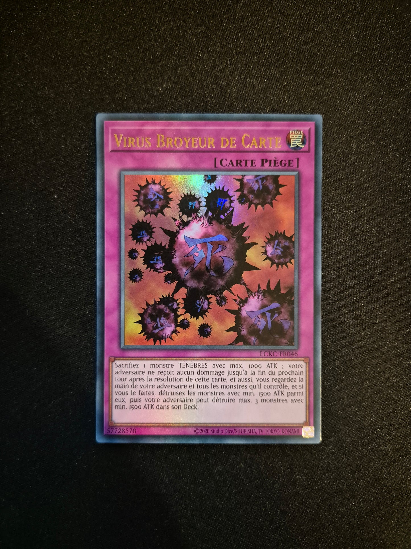 Carte Yu-Gi-Oh! Virus Broyeur de Carte Ultra Rare LCKC-FR046