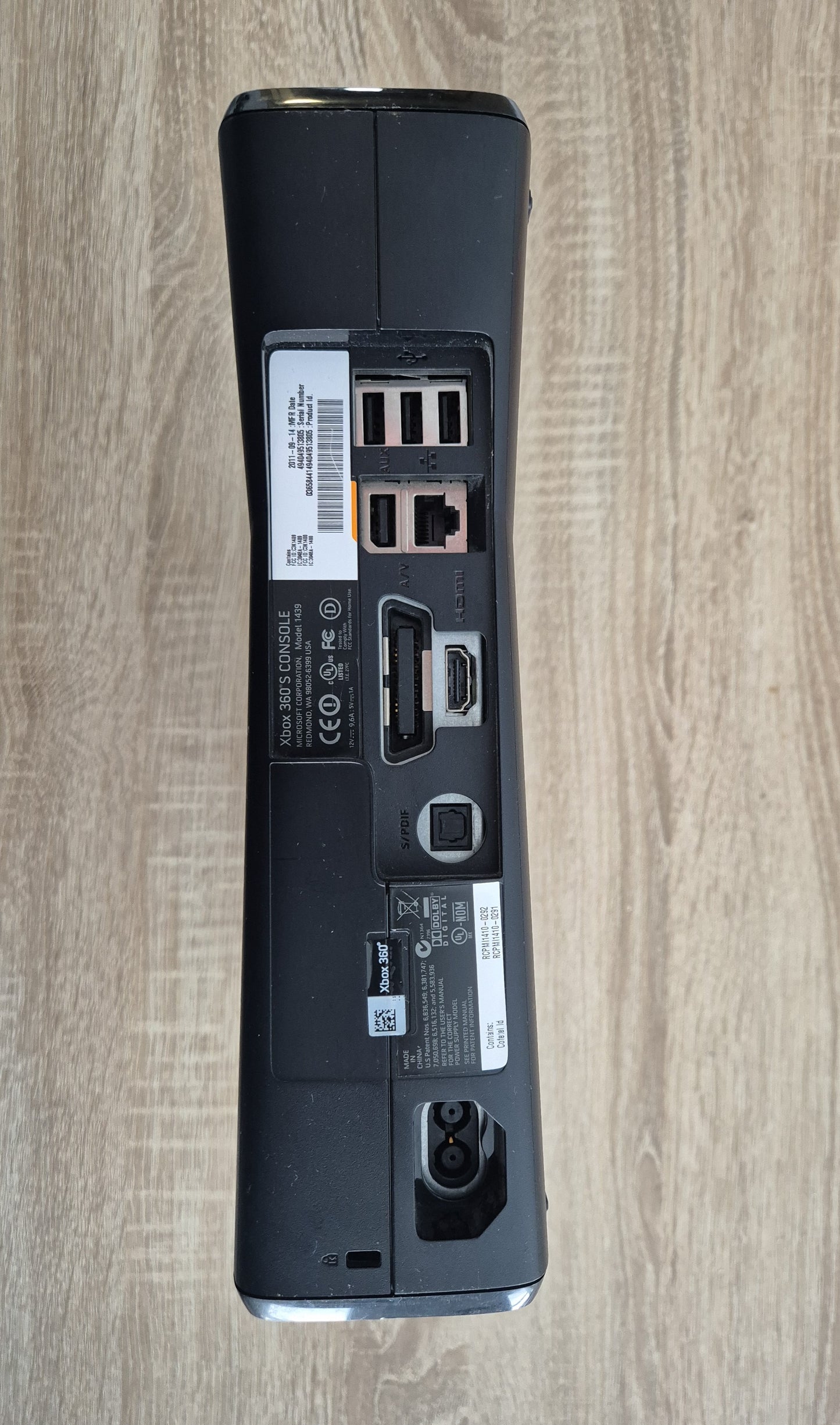 Console Xbox 360 S 250 Go + Manette Xbox 360 Officielle