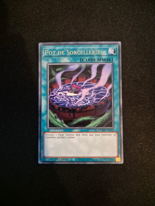 Carte Yu-Gi-Oh! Pot de Sorcellerie MZMU-FR110 Rare