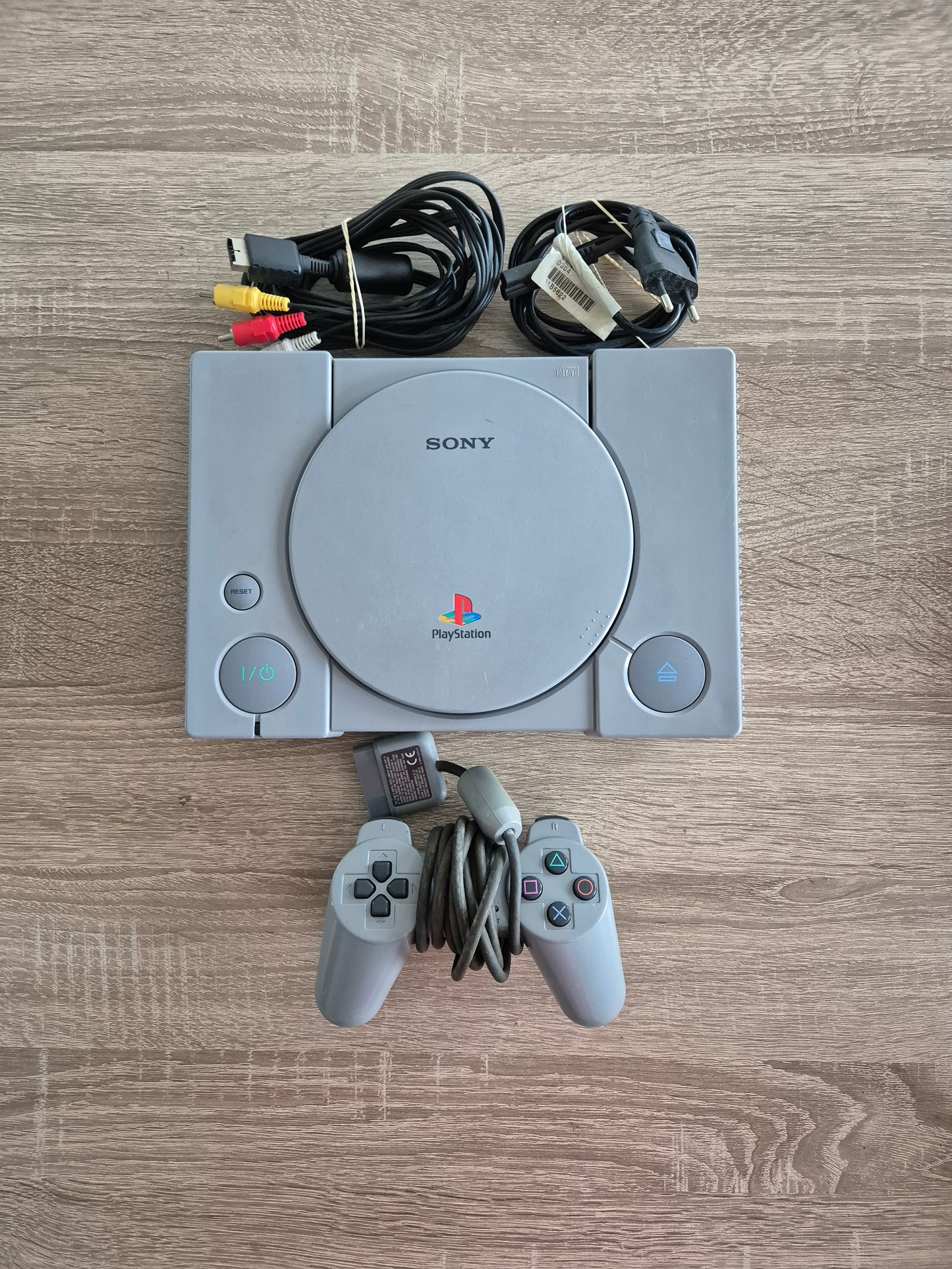 Console Sony Playstation 1 SCPH-5552 + Manette Playstation 1 Officielle