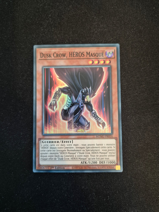 Carte Yu-Gi-Oh! Dusk Crow Héros Masqué MZMU-FR014 Super Rare