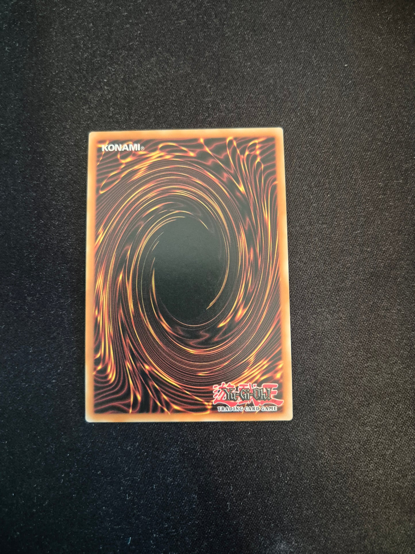 Carte Yu-Gi-Oh! Dusk Crow Héros Masqué MZMU-FR014 Super Rare