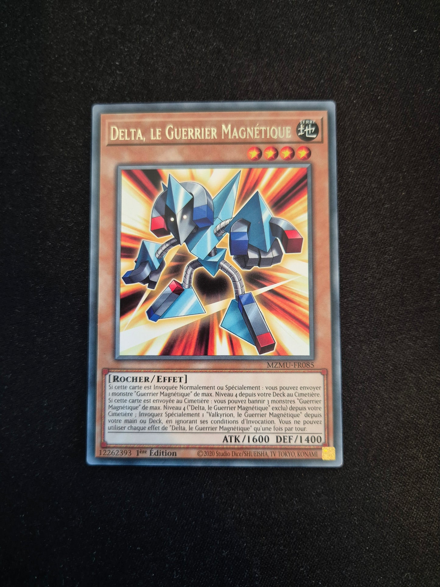 Carte Yu-Gi-Oh! Delta Le Guerrier Magnétique MZMU-FR085 Rare