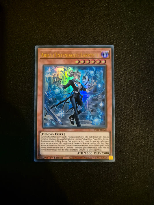 Carte Yu-Gi-Oh! Arias l'Intendante Labrynth Ultra Rare RA05-FR028