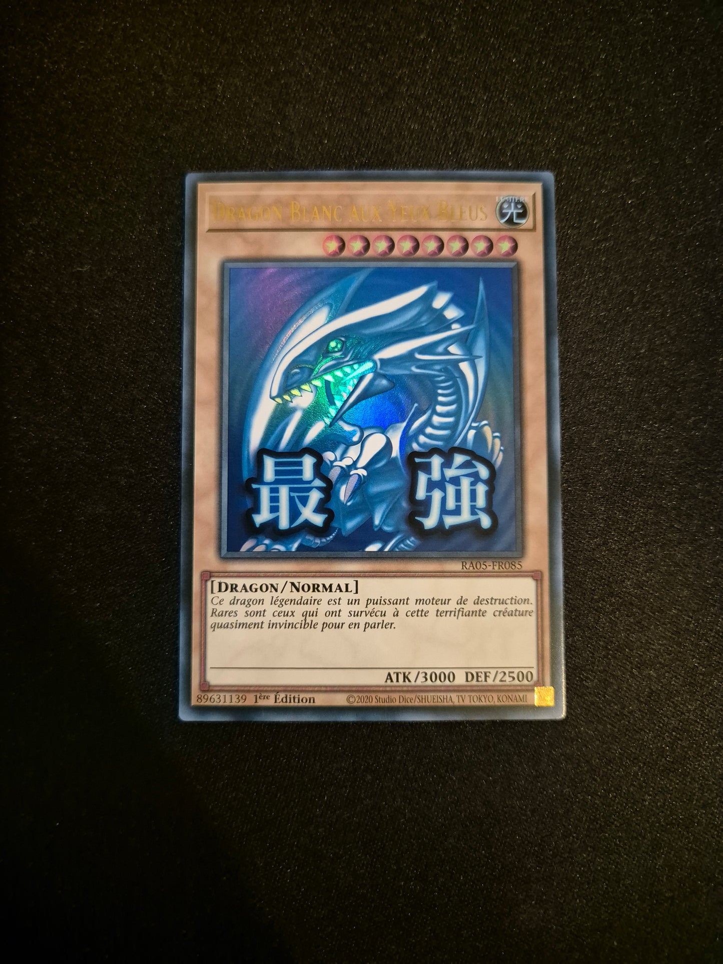 Carte Yu-Gi-Oh! Dragon Blanc Aux Yeux Bleus ALT Stamped Ultra Rare RA05-FR085