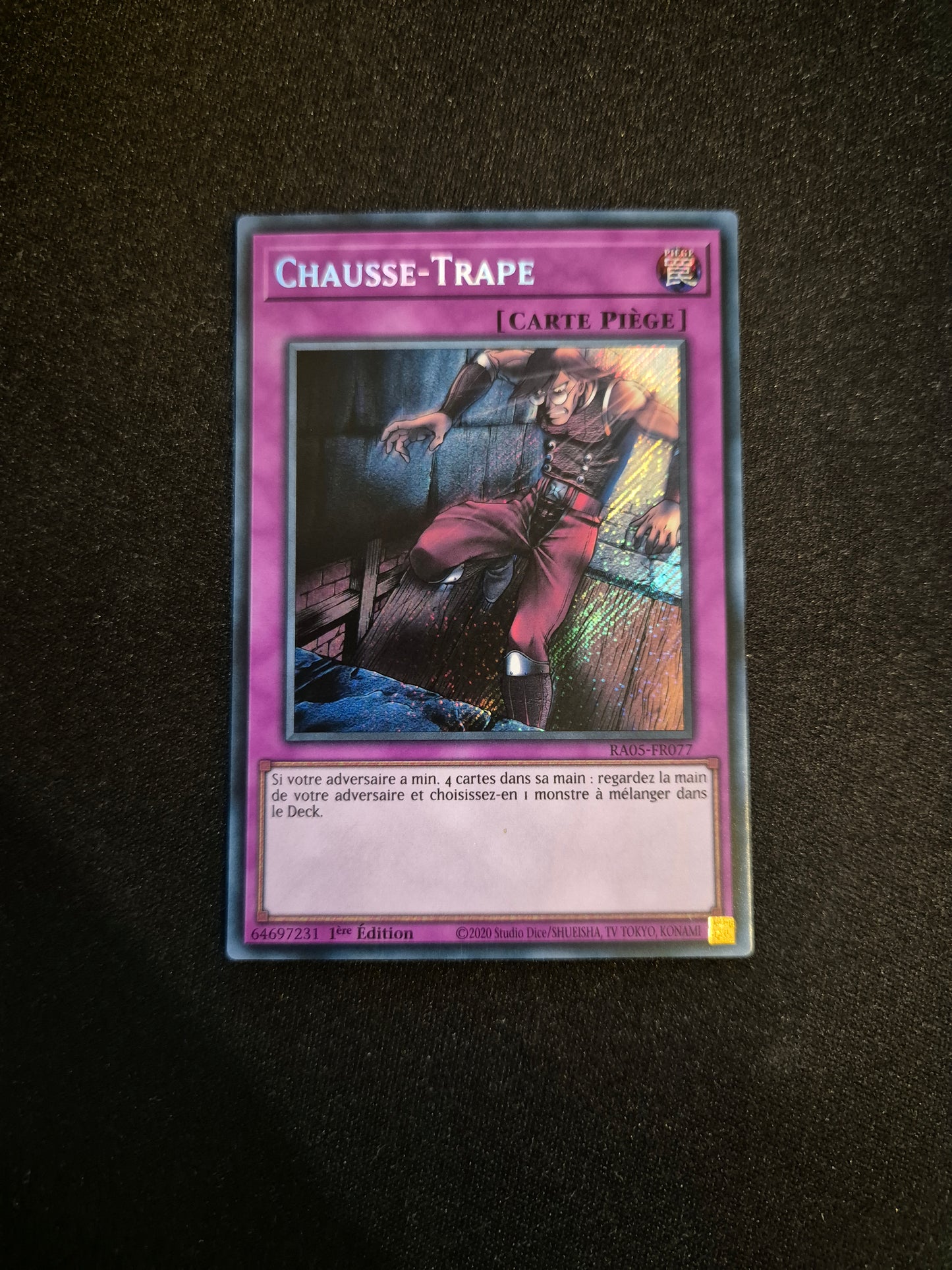 Carte Yu-Gi-Oh! Chausse-Trape Secret Rare RA05-FR077