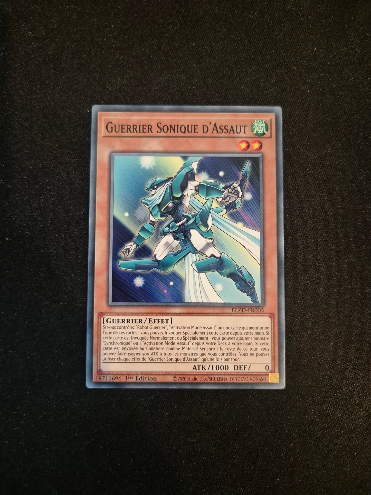 Carte Yu-Gi-Oh! Guerrier Sonique d'Assaut BLZD-FR005