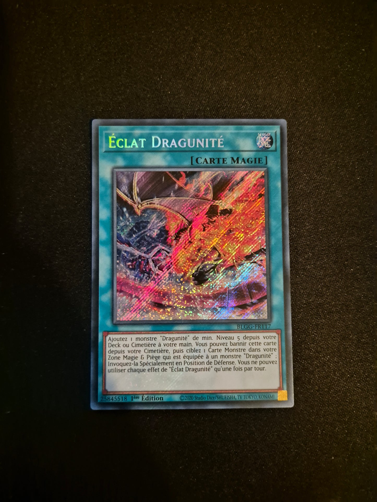 Carte Yu-Gi-Oh! Eclat Dragunité Secret Rare BLGG-FR117