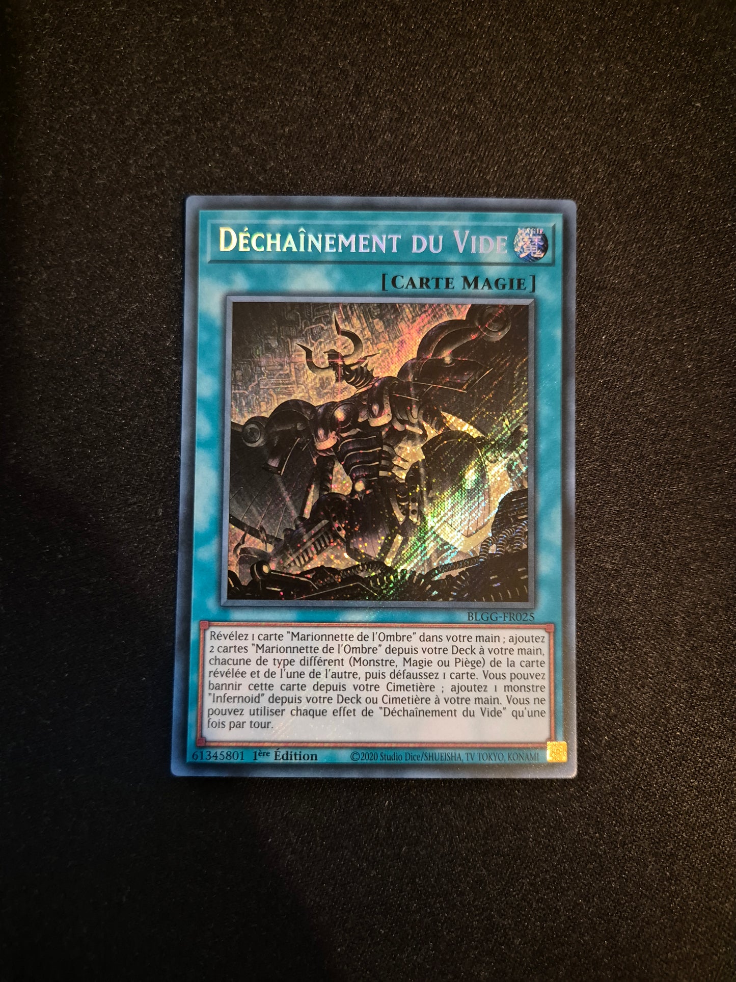 Carte Yu-Gi-Oh! Déchainement du Vide Secret Rare BLGG-FR025