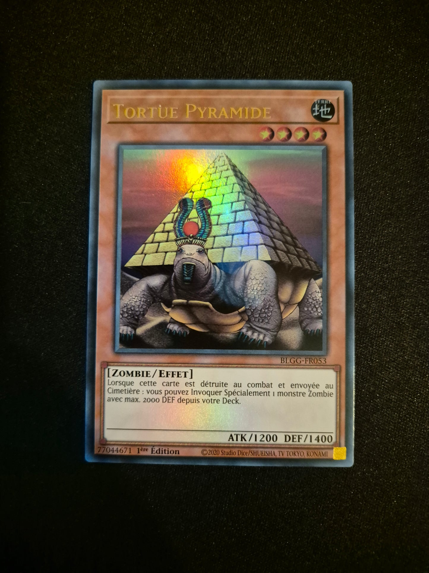 Carte Yu-Gi-Oh! Tortue Pyramide Ultra Rare BLGG-FR053