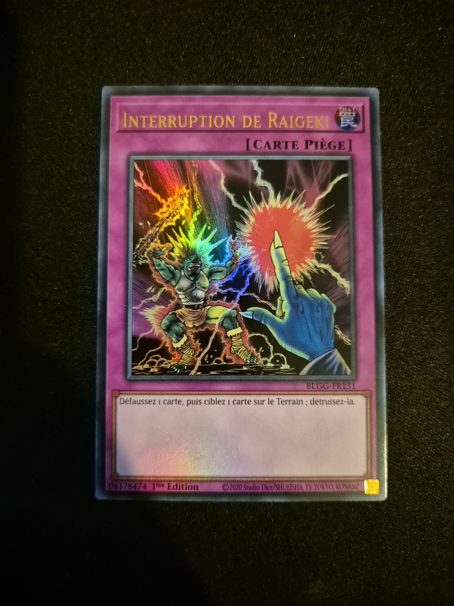 Carte Yu-Gi-Oh! Interruption de Raigeki Ultra Rare BLGG-FR131