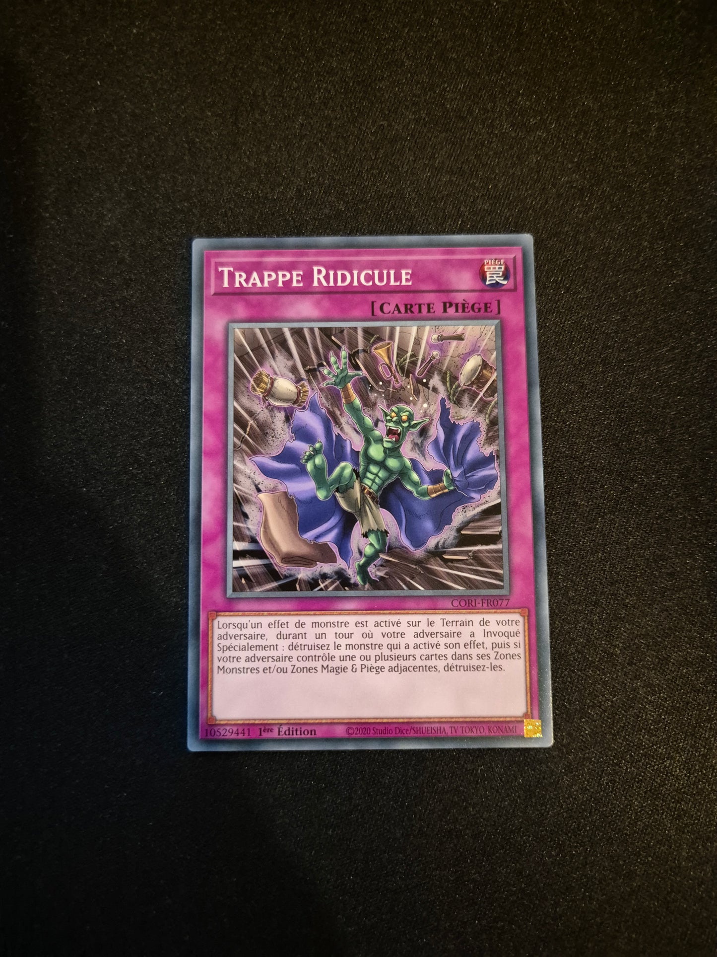 Carte Yu-Gi-Oh! Trappe Ridicule CORI-FR077