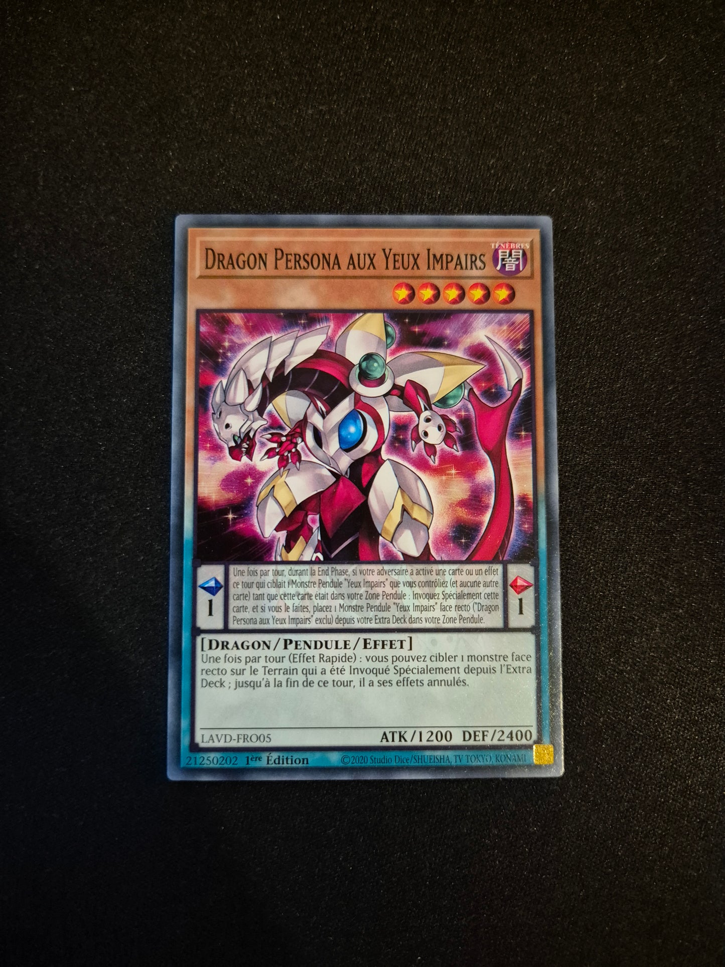 Carte Yu-Gi-Oh! Dragon Persona aux Yeux Impairs LAVD-FRO05