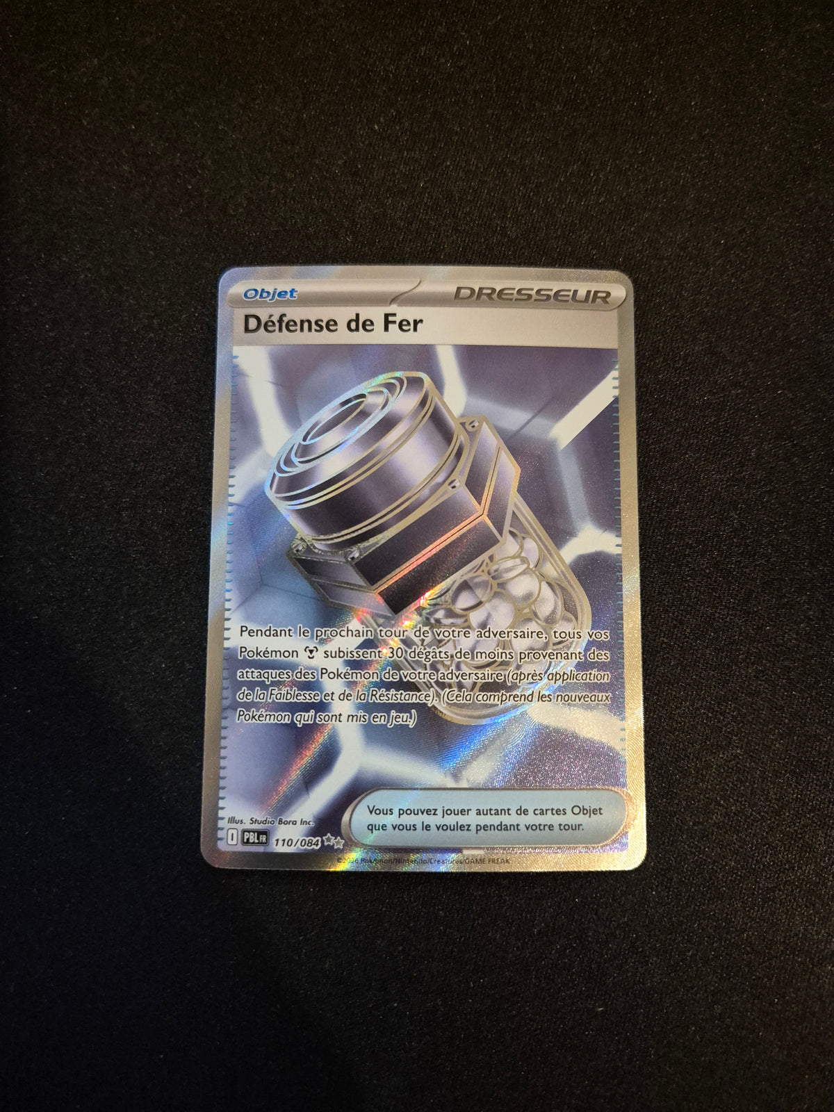 Carte Pokémon Défense de Fer Full Art 110/084 ME05 Nuit Noire