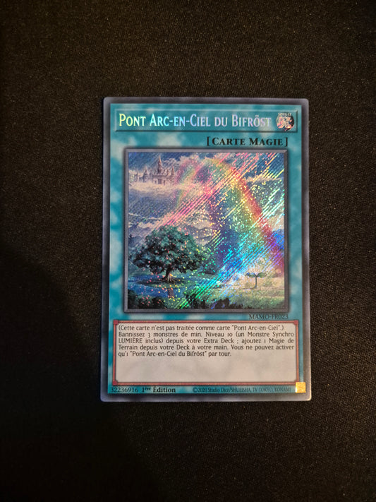 Carte Yu-Gi-Oh! Pont Arc-En-Ciel du Bifrost Secret Rare MAMO-FR023