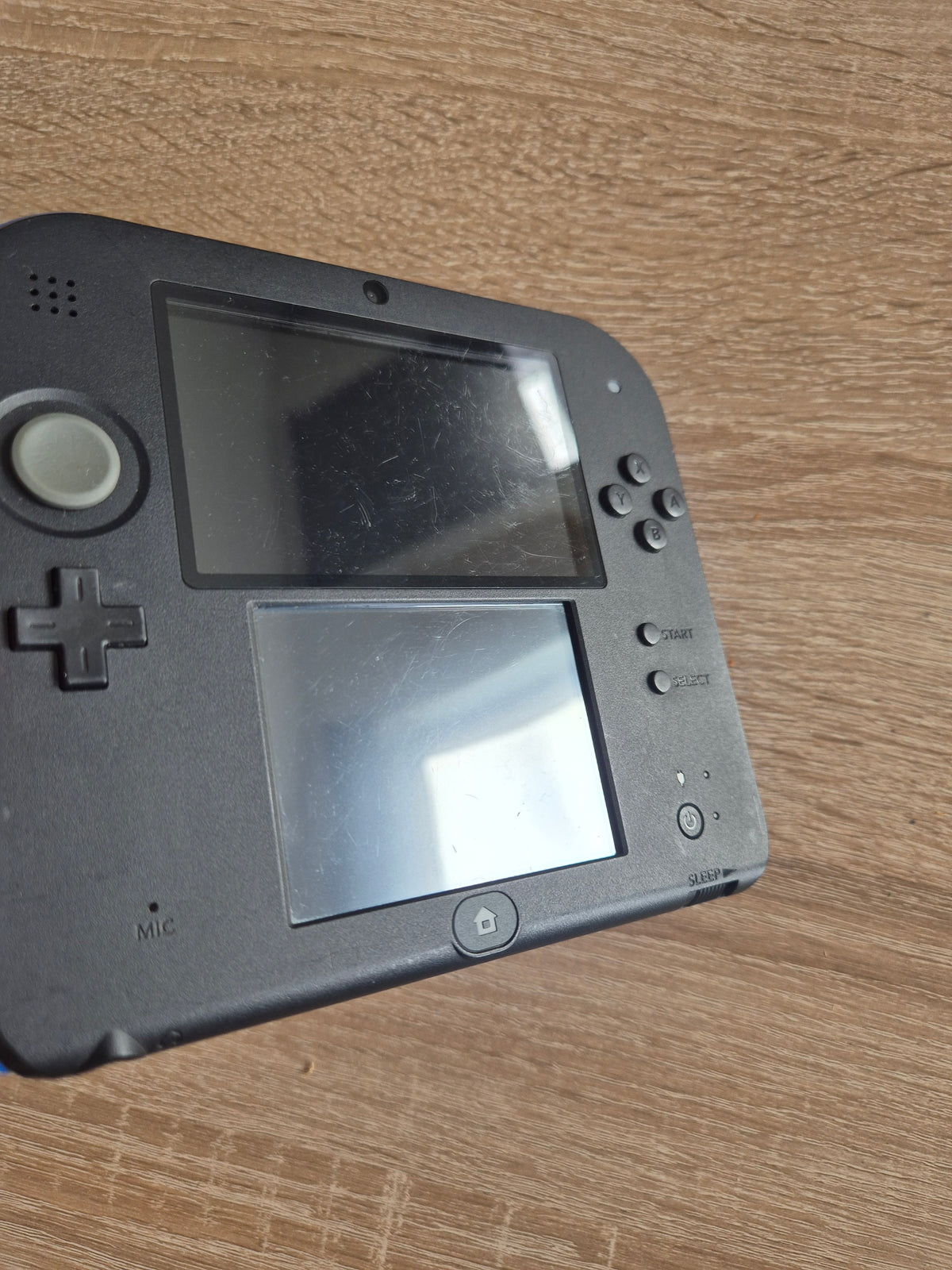 Console Nintendo 2DS Noire et Bleue