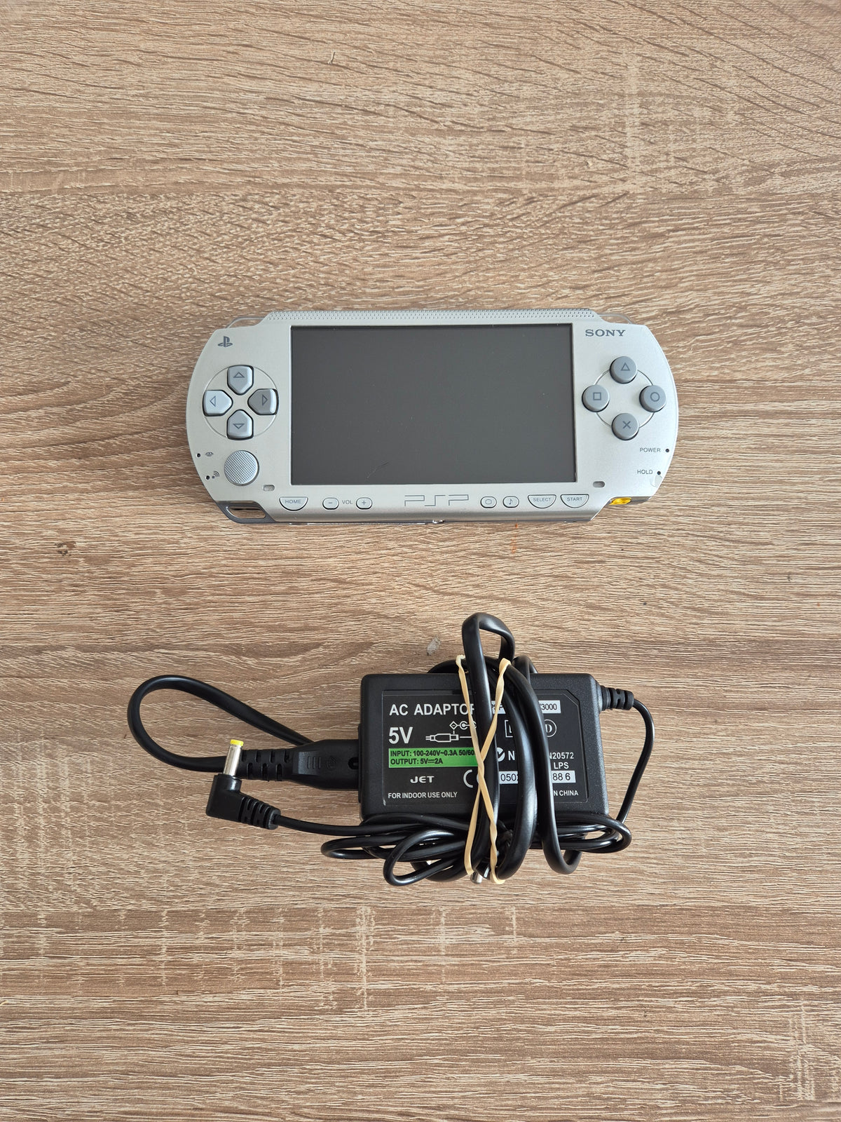 Console Sony Playstation Portable PSP 1006 Grise