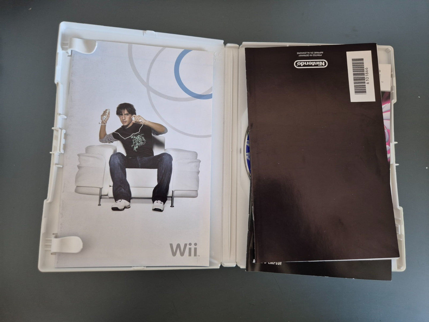 8958095