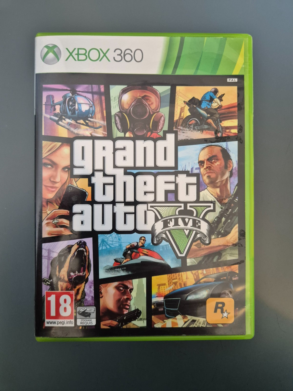 8764979