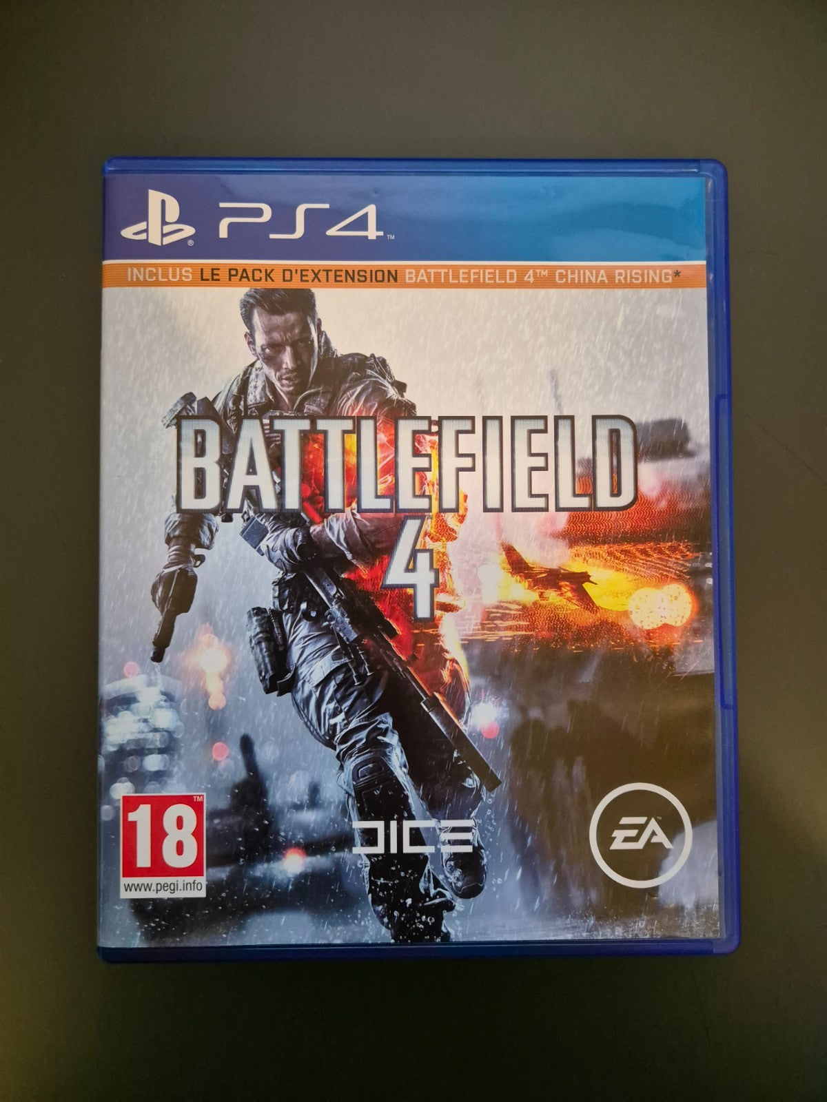 8423938