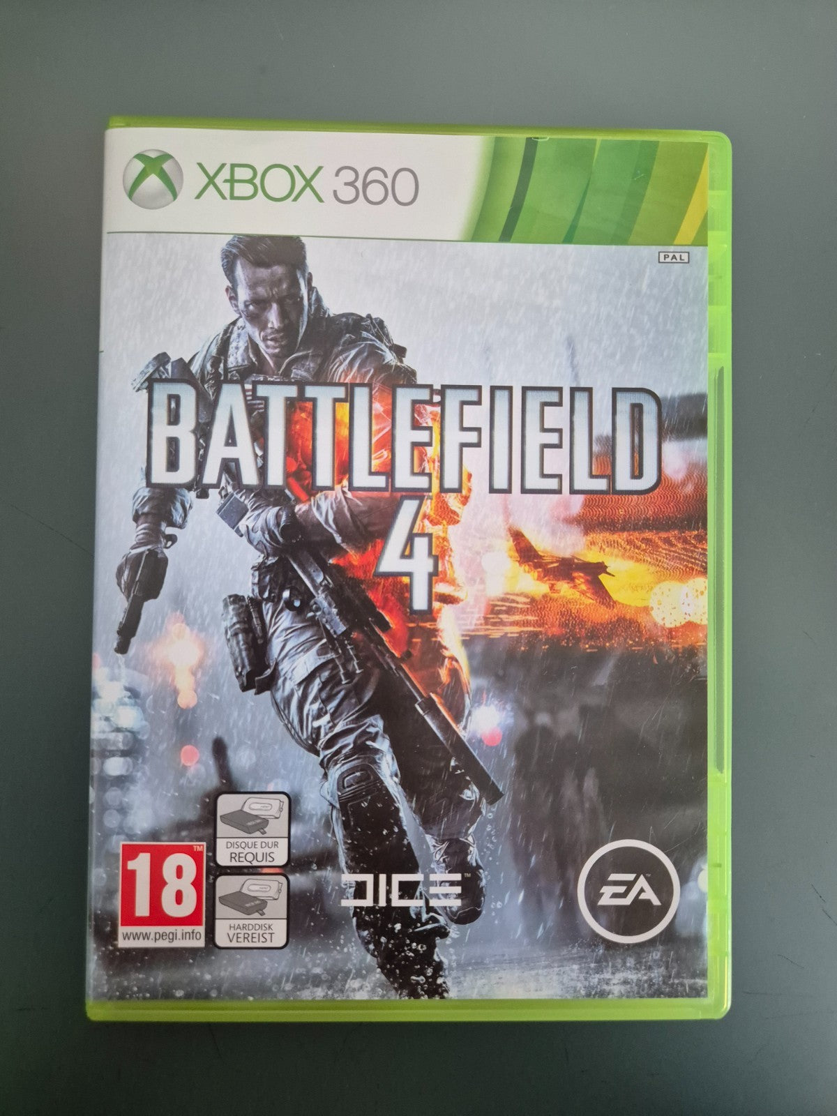 7612422